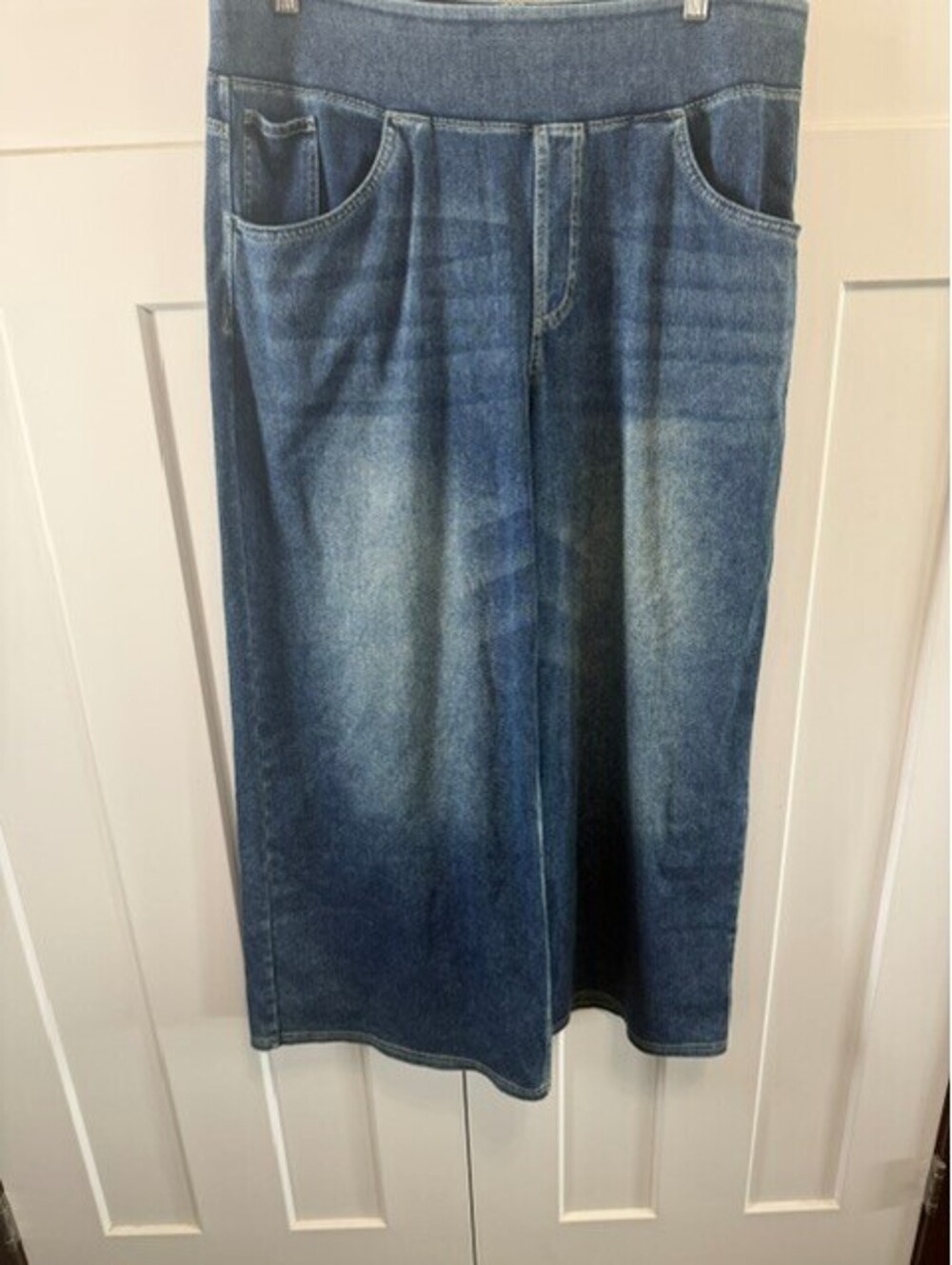 Halara wide leg pants comfortable & stretchy dark distressed jeans size XXL/1X
